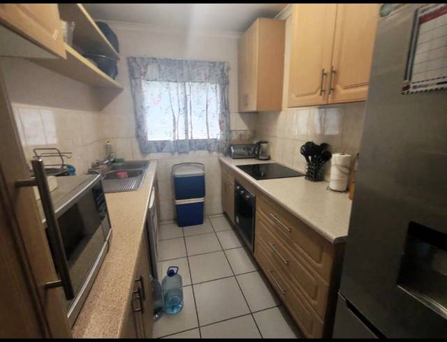 3 BEDROOM APARTMENT FOR SALE IN ZWARTKOP